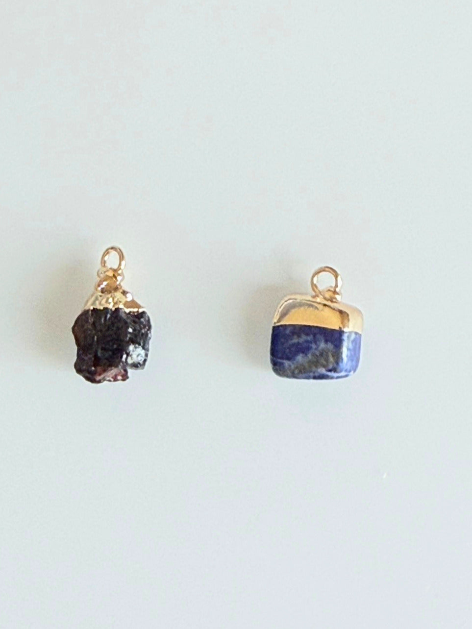 01/21 Garnet / Lapis Lazuli