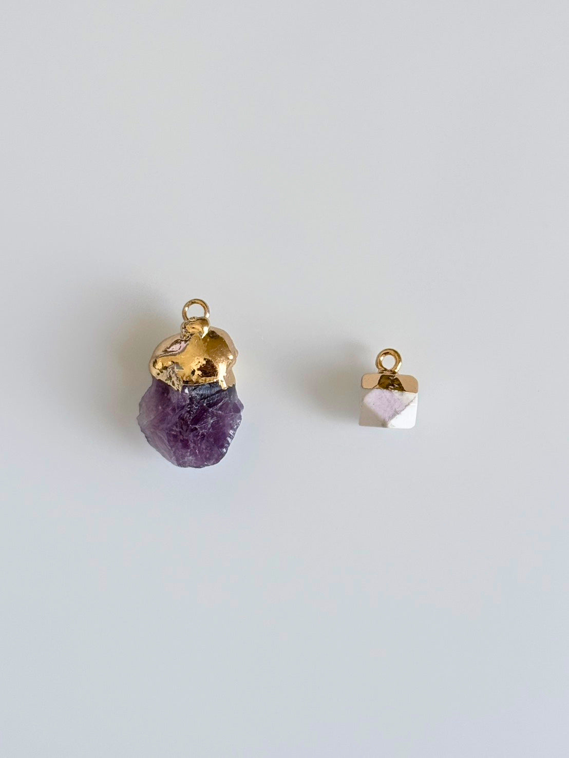 02/13 Amethyst / Howlite