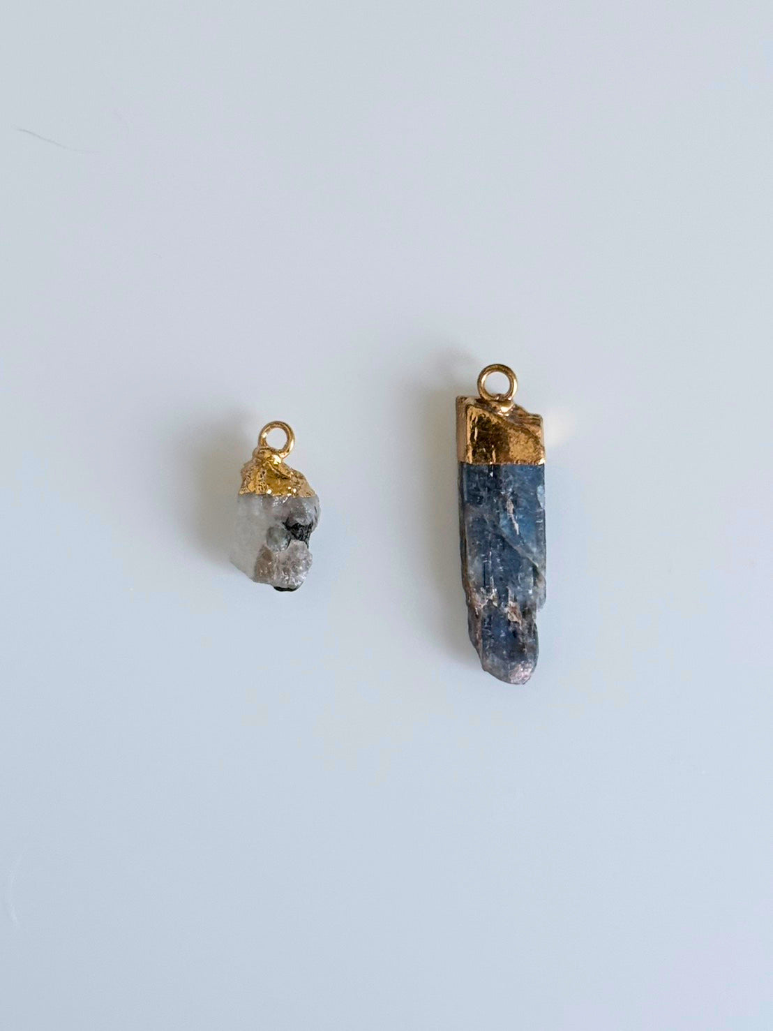 06/22 Moonstone / Sapphire