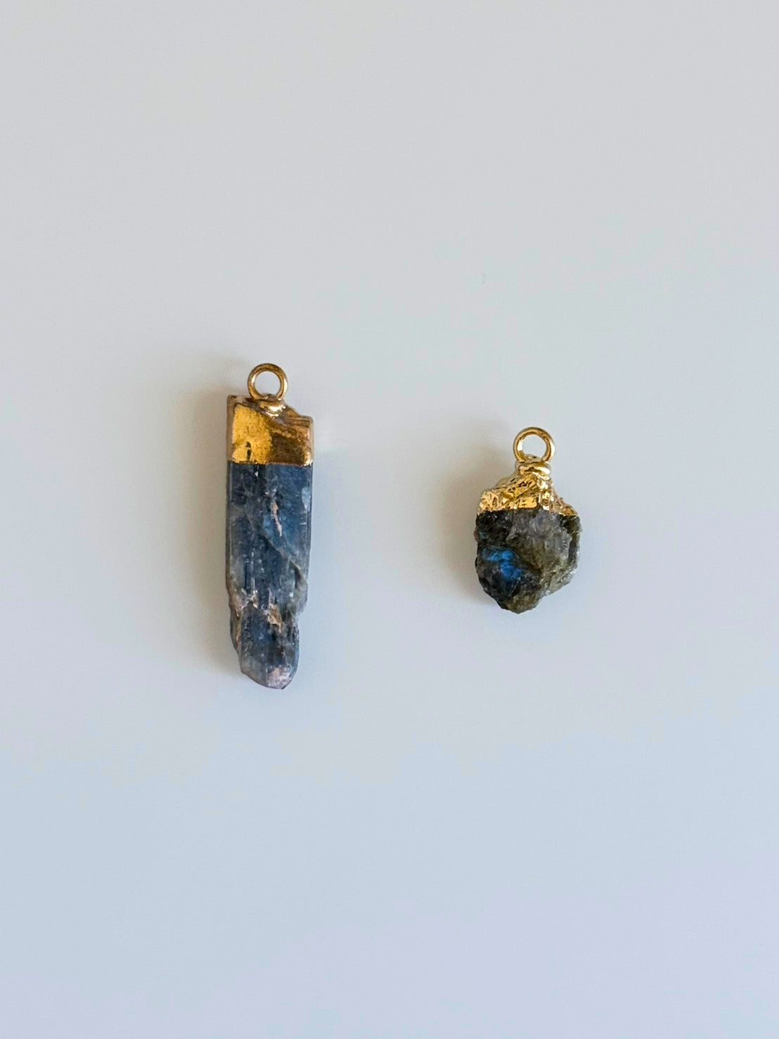 09/23 Sapphire / Labradorite