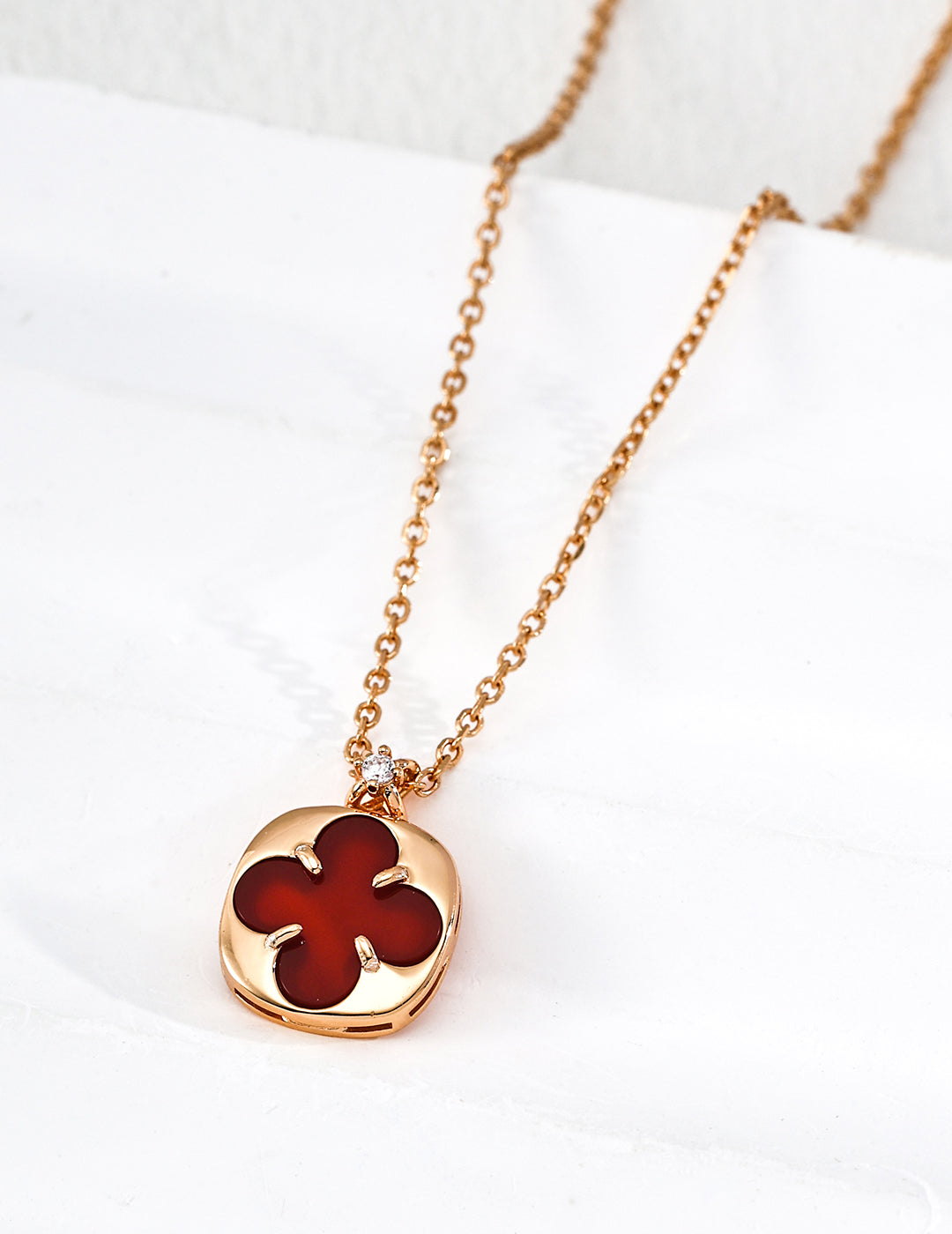 18K Gold Red Agate / Shell Lucky Clover Necklace