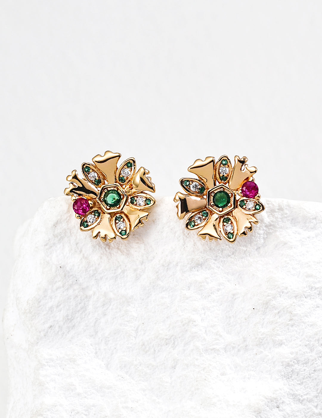 18K Gold  Vintage Zircon Earrings