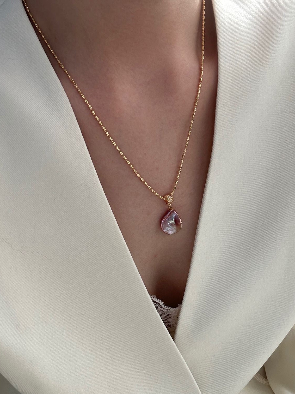 18K Gold Violet Petal Baroque Pearl Necklace