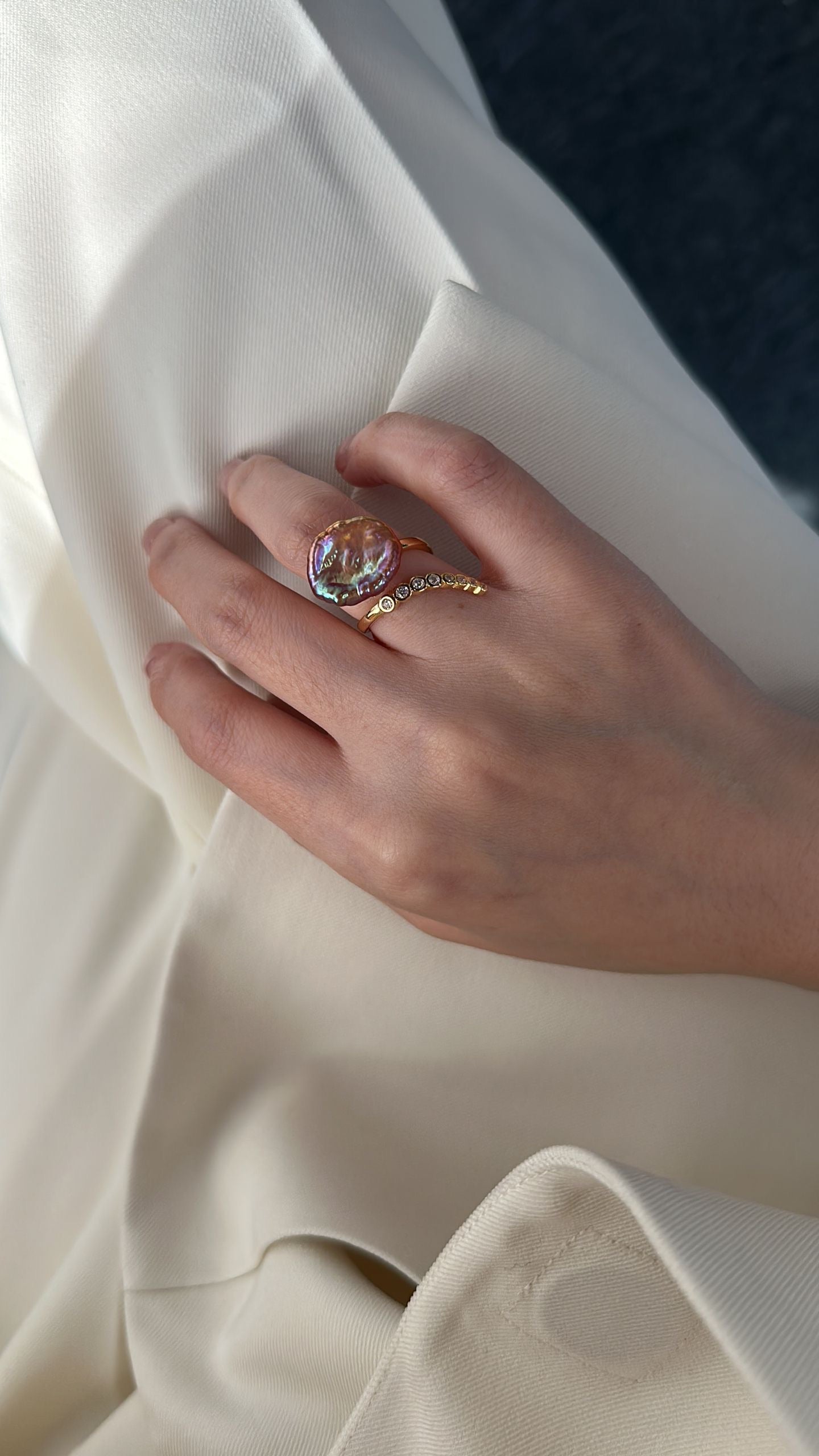 18K Gold Violet Petal Baroque Pearl Ring