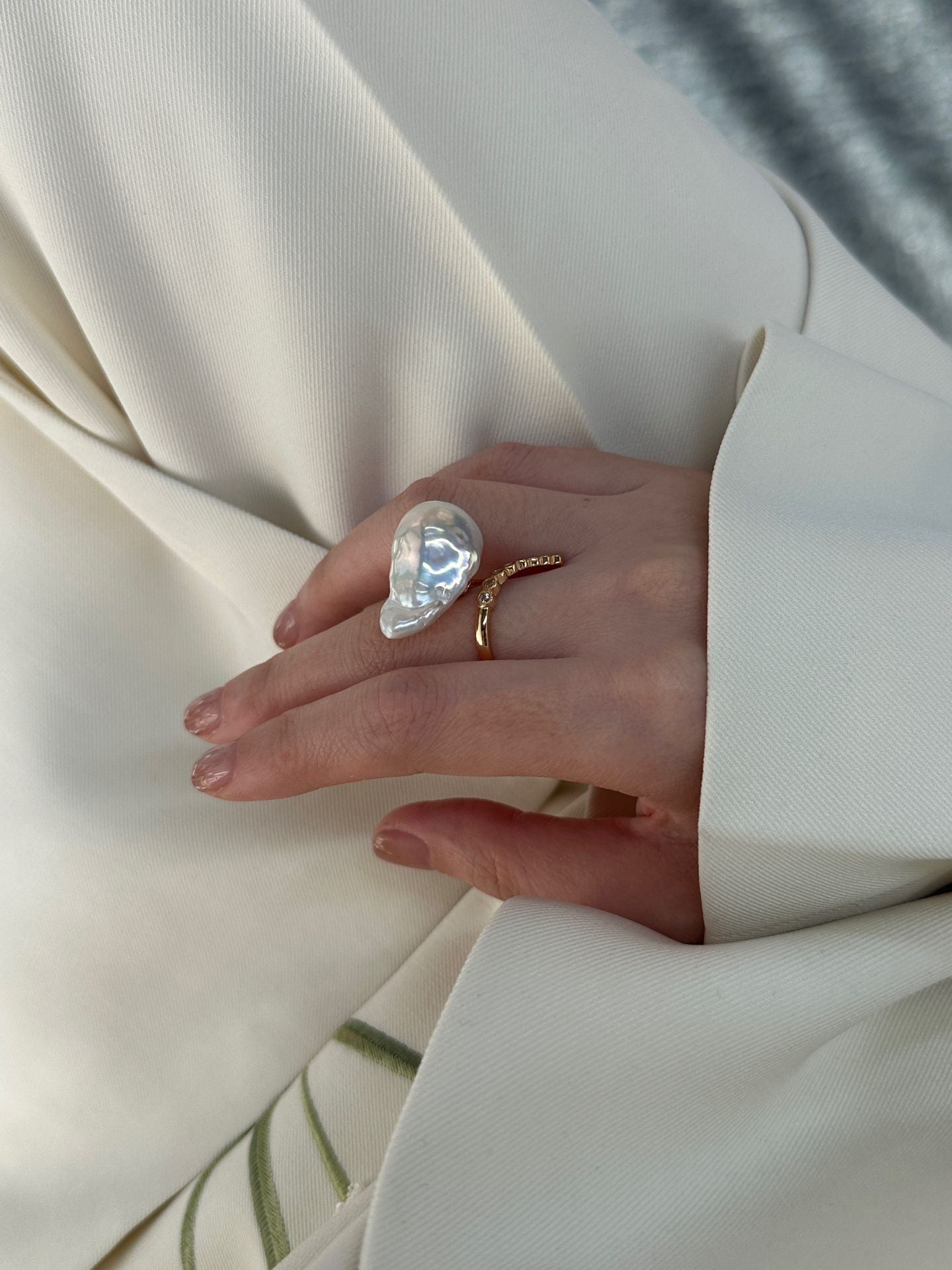 18K Gold Baroque Pearl & Zircon Ring