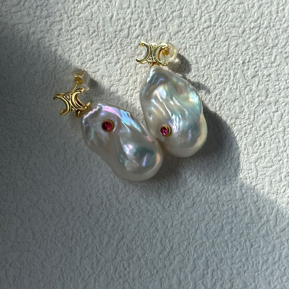 18K Gold Baroque Pearl & Ruby Earrings｜Ruby Bloom