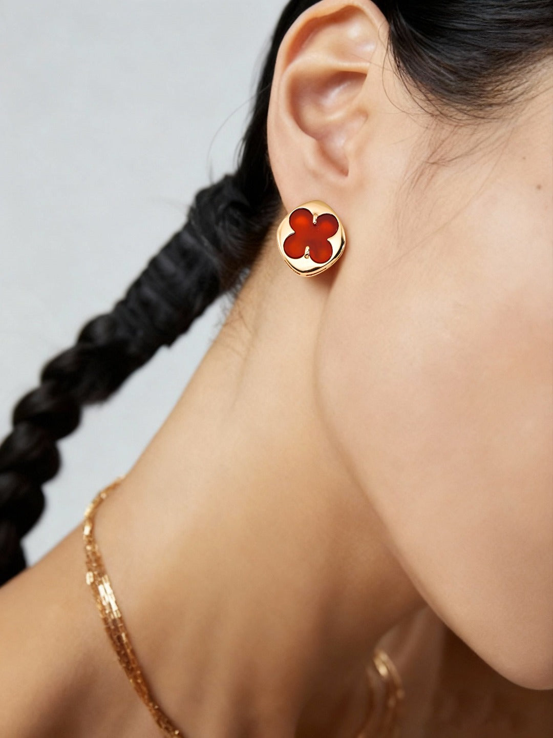 18K Gold Red Agate / Shell Lucky Clover Earrings