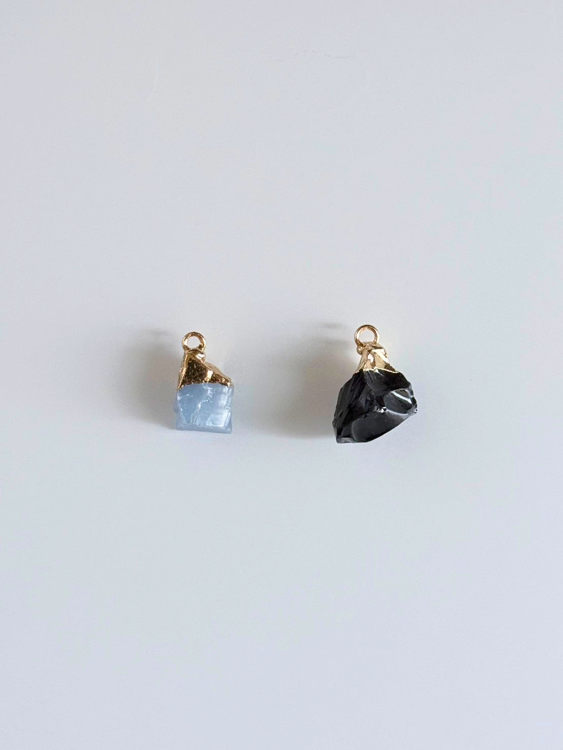 03/01 Aquamarine / Black Obsidian