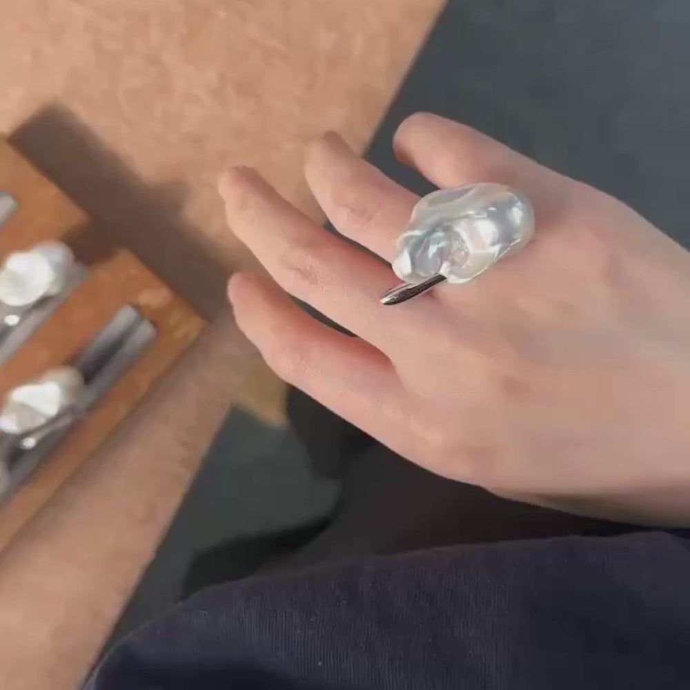 
                      
                        Load and play video in Gallery viewer, S925 Large Baroque Pearl Ring
                      
                    