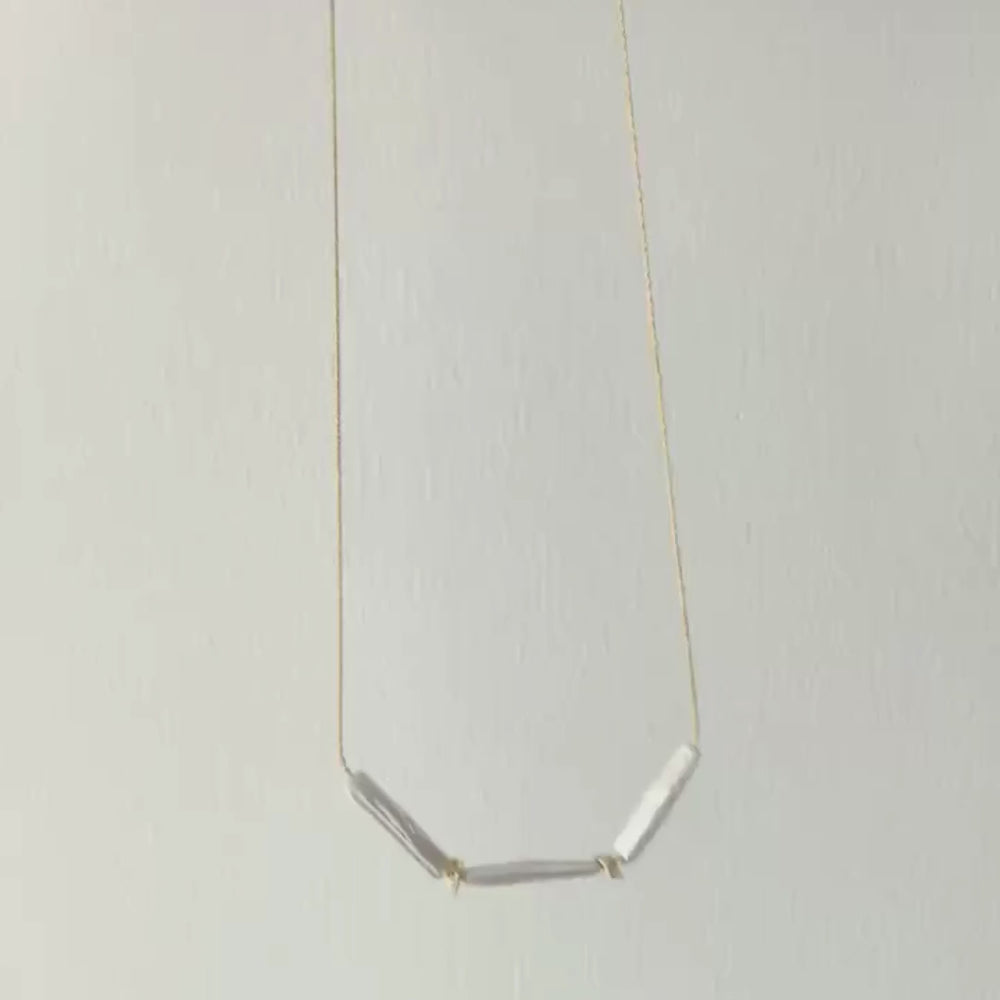 
                      
                        Load and play video in Gallery viewer, 14K Gold Handcrafted Baroque Necklace｜ Inner Glow
                      
                    